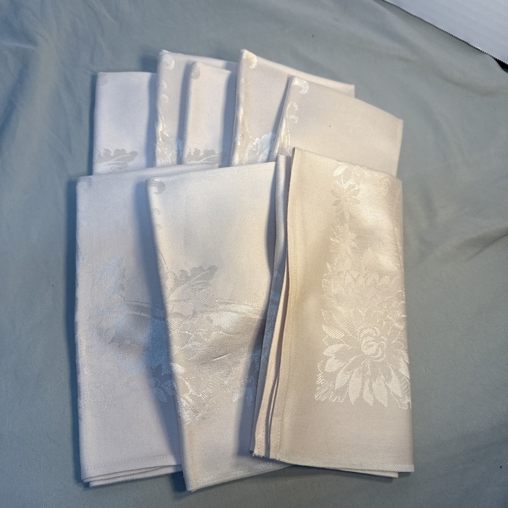 Vintage Pale Pink Damask Dinner Napkins Set of 8 Woven Floral Jacquard 1950s MCM